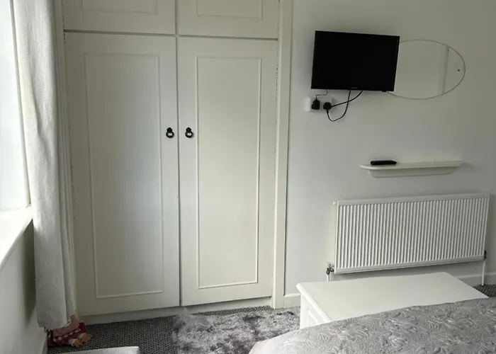 Haralyn Проживание в семье Банклоди